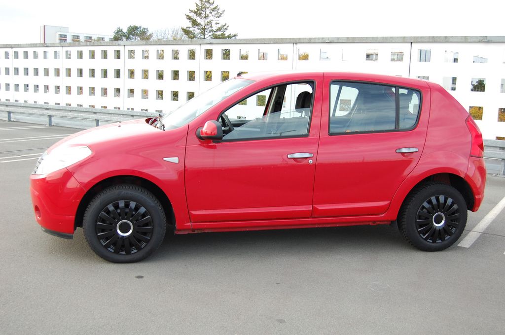 Bild des Angebotes Dacia Sandero Laureate 1,6,Model 2010,TÜV neu