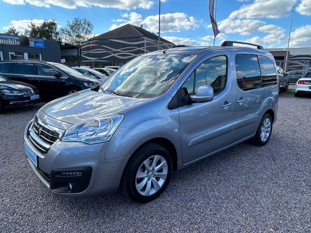 Bild des Angebotes Peugeot Partner Tepee Allure 1.6 HDi *Panorama*Kamera*E6
