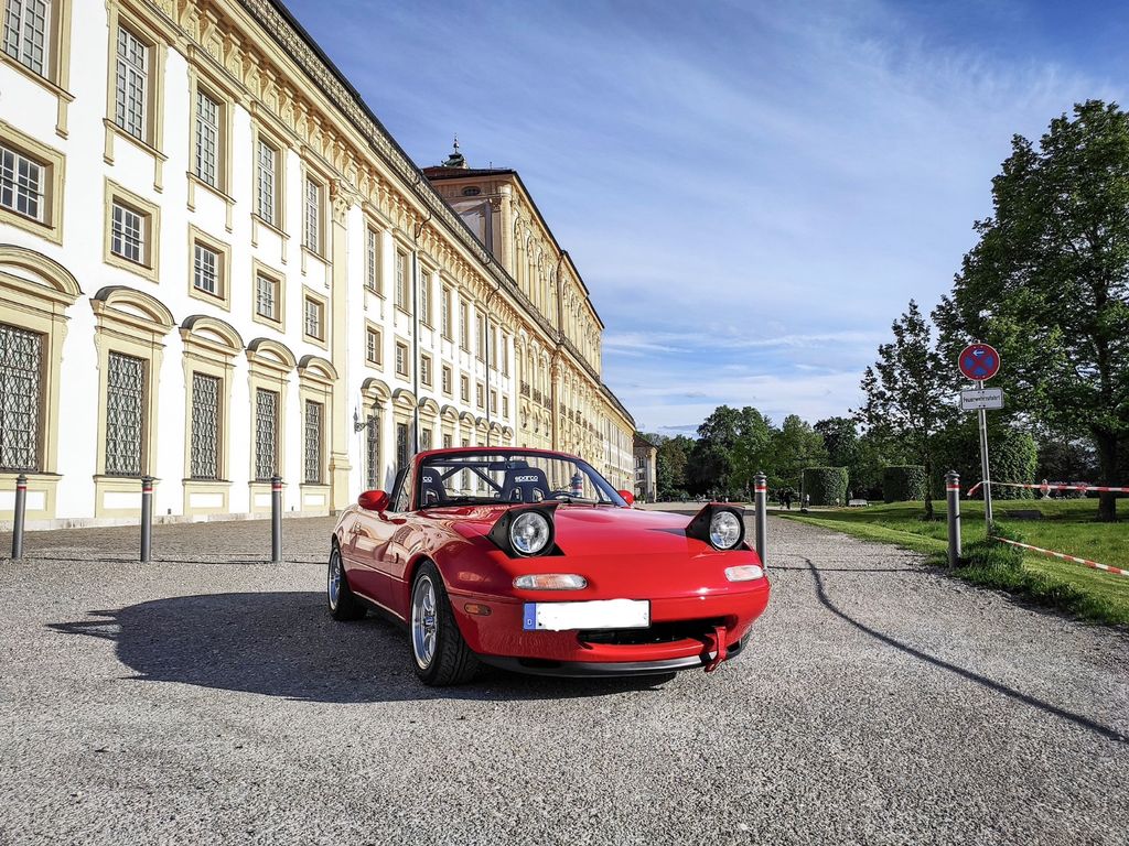 Mazda MX5 NA Sparco Schalensitze, BBK, Überrollb