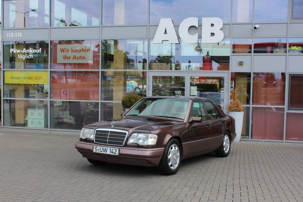 Bild des Angebotes Mercedes-Benz E420 W124 V8 Nutria met. / Leder beige BRD