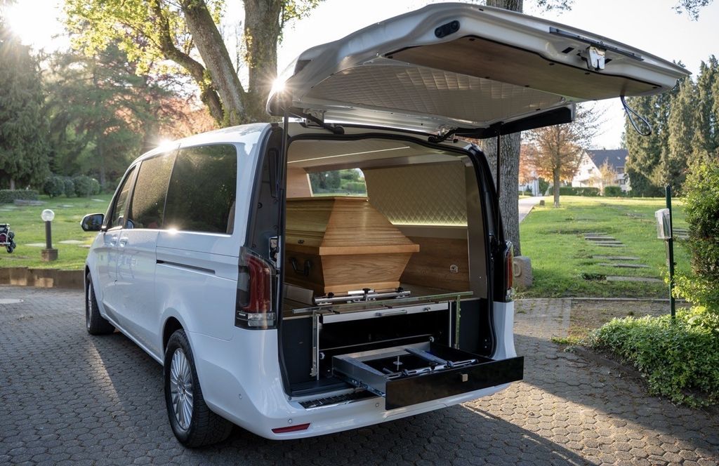 Bild des Angebotes Mercedes-Benz EQV Bestattungswagen 90kWh Lang