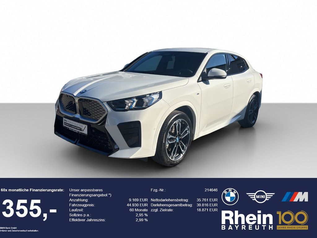 Bild des Angebotes BMW iX2 xDrive30 M Sport Navi AdapLED ACC HUD Park+