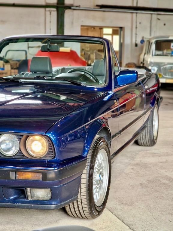 BMW 318i E30 Cabrio Mauritius H-Zul Leder Oldtimer