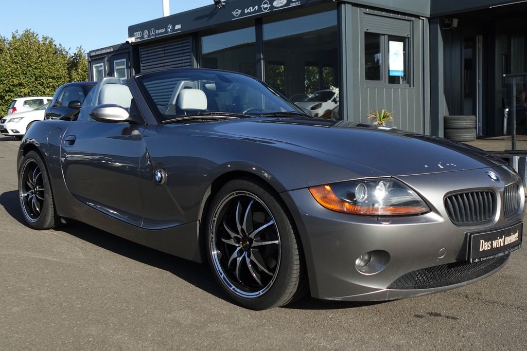 BMW Z4 Roadster 2.5 i *PDC*Navi+Xenon