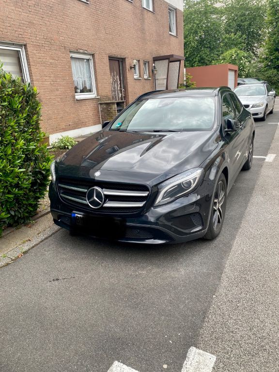 Bild des Angebotes Mercedes-Benz GLA 200 CDI 4MATIC DCT -