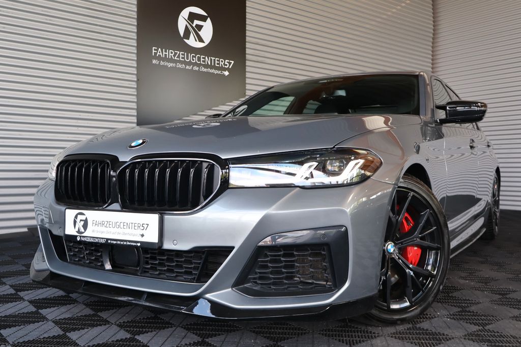 Bild des Angebotes BMW M550i xDrive/360°/HUD/ACC/H&K/FERNSTART