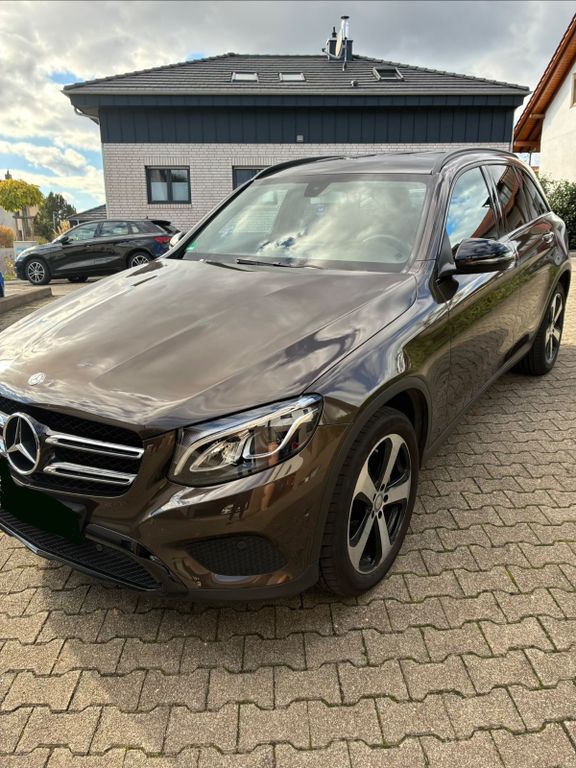 Bild des Angebotes Mercedes-Benz GLC 220 d 4MATIC Autom. AMG Line