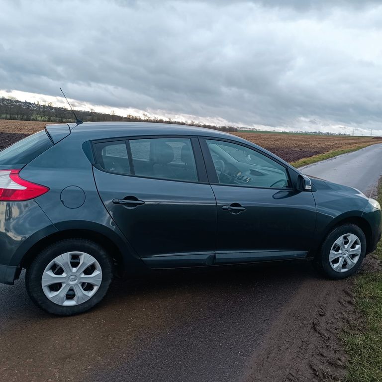 Bild des Angebotes Renault Megane Expression 1.6 16V 100 Expression