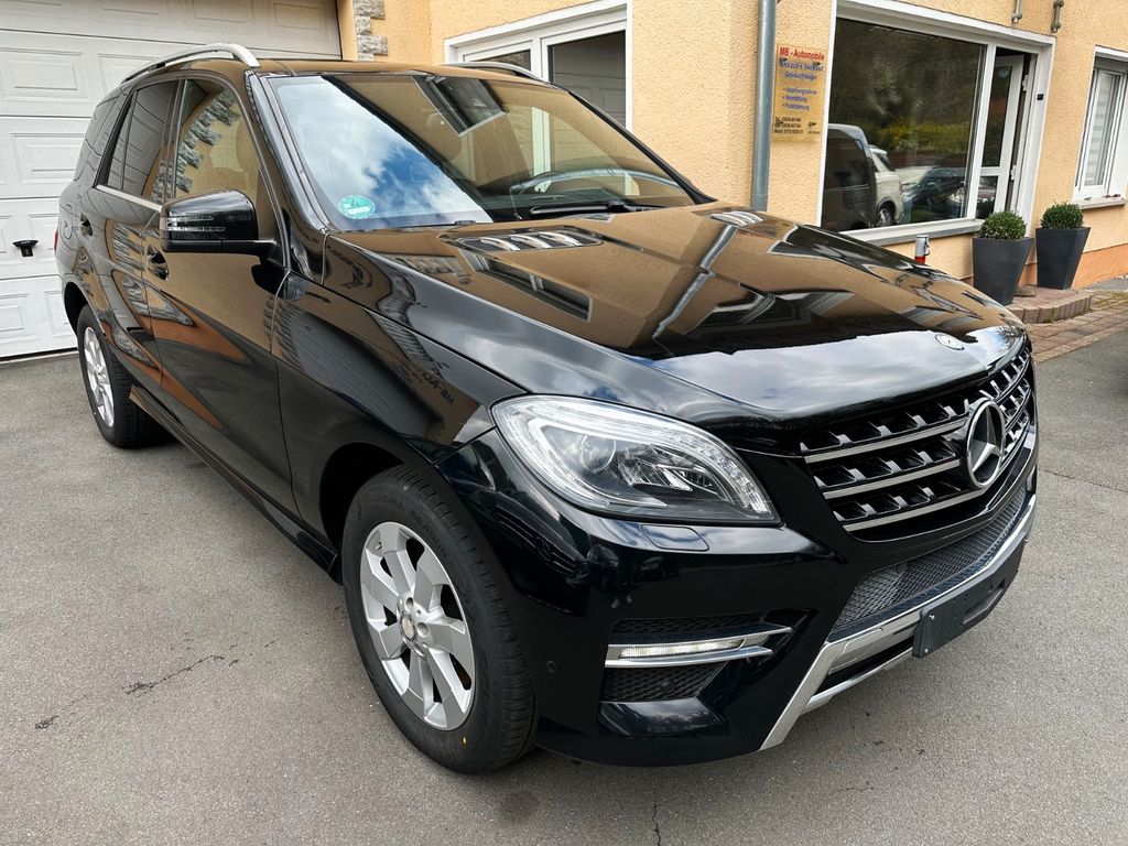 Bild des Angebotes Mercedes-Benz ML 350 CDI BlueTec 4Matic-Top Ausstatt-Pano-H&K