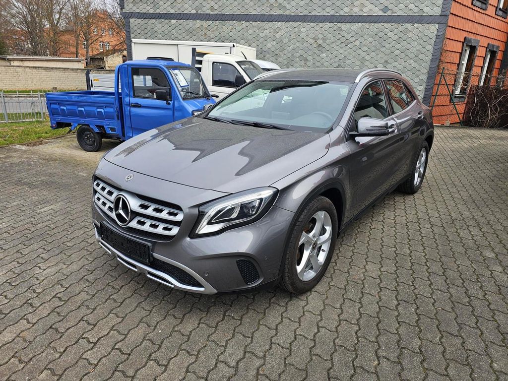 Bild des Angebotes Mercedes-Benz CLA 180 URBAN+LEDhigh+NAVI+PARKTRONIC+WKR+2.HAND