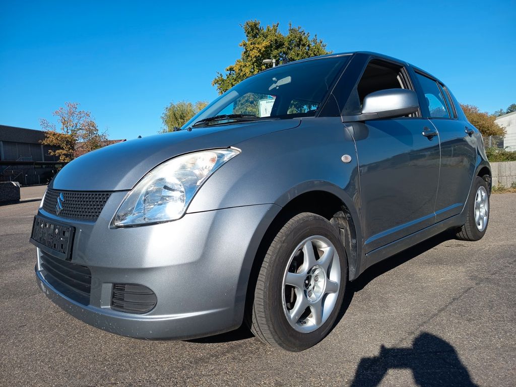 Bild des Angebotes Suzuki Swift Lim. Club