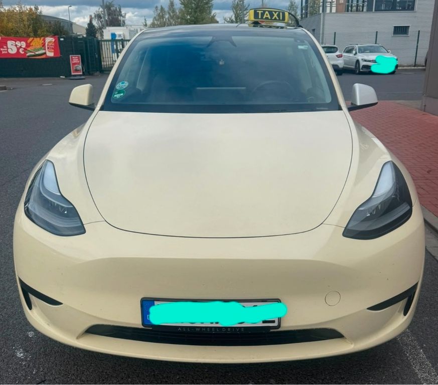 Bild des Angebotes Tesla Model Y RWD Taxi mit HW4 (Hardware 4)