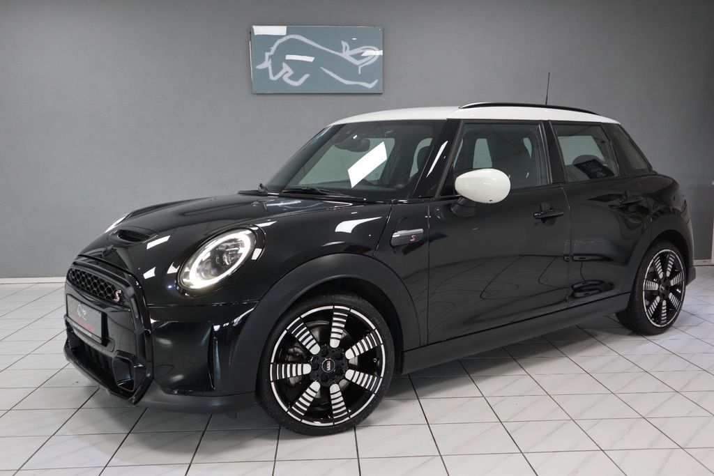 Bild des Angebotes MINI Cooper S Classic Trim 5Türer~DEUTSCH+UNFALLFREI+