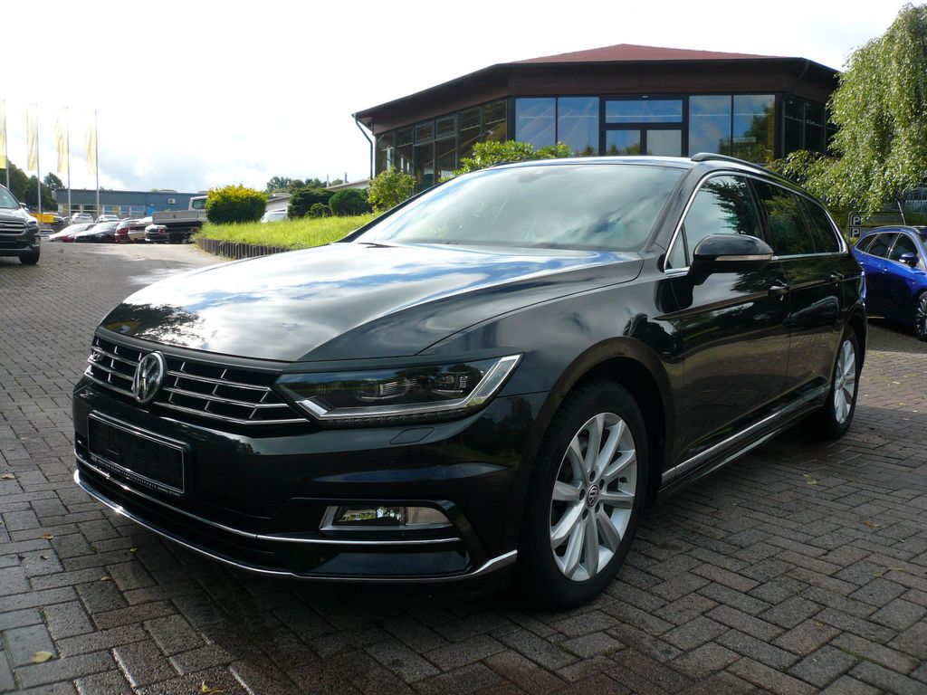 Bild des Angebotes Volkswagen Passat Variant R LINE-LED-ACC-TOP-TÜV
