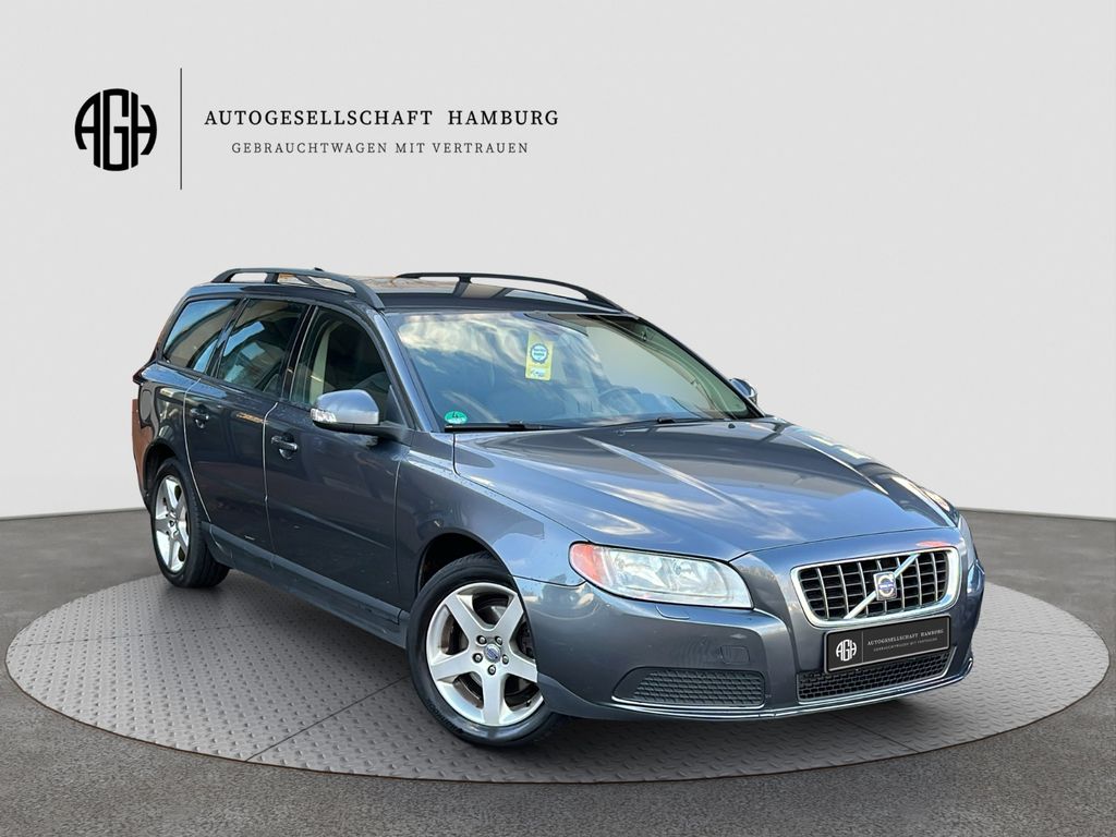 Bild des Angebotes Volvo V70 Kombi 2.0d*AHK*PDC*Navi*17"LMF*8fach bereift