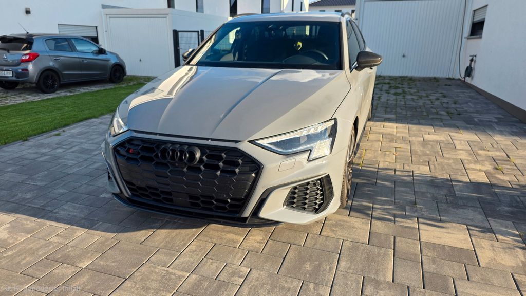 Bild des Angebotes Audi S3 quattro Sportback - Nardo + Carbon exklusive