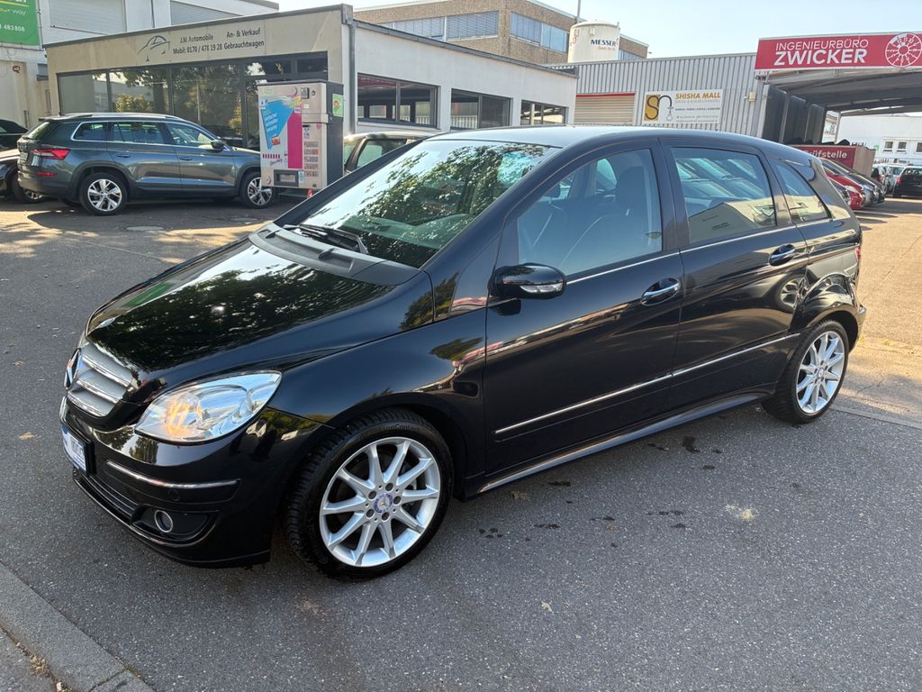 Bild des Angebotes Mercedes-Benz B 200 Sport Paket