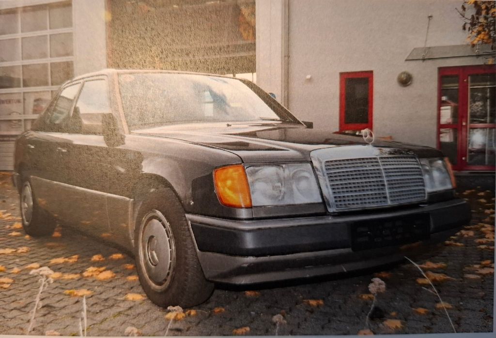 Bild des Angebotes Mercedes-Benz 250D