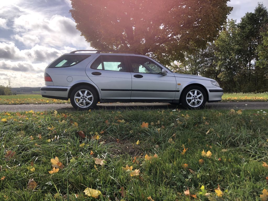 Bild des Angebotes Saab 9-5 2,3t,220PS, Leder,AHK,Alu,TÜV Neu