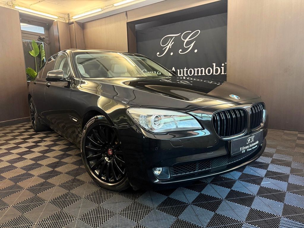 Bild des Angebotes BMW 740d xDrive,LEDER,KAMERA,SHADOW,SCHIEBED,AMBIENT