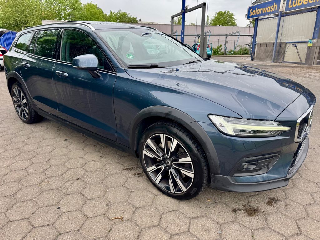 Bild des Angebotes Volvo V60 Cross Country D4 AWD Geartronic