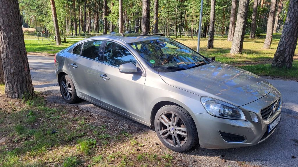 Bild des Angebotes Volvo S60 D4 Geartronic Momentum Momentum