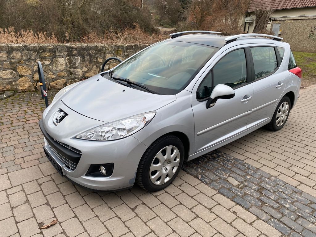 Bild des Angebotes Peugeot 207 SW Tendance 73