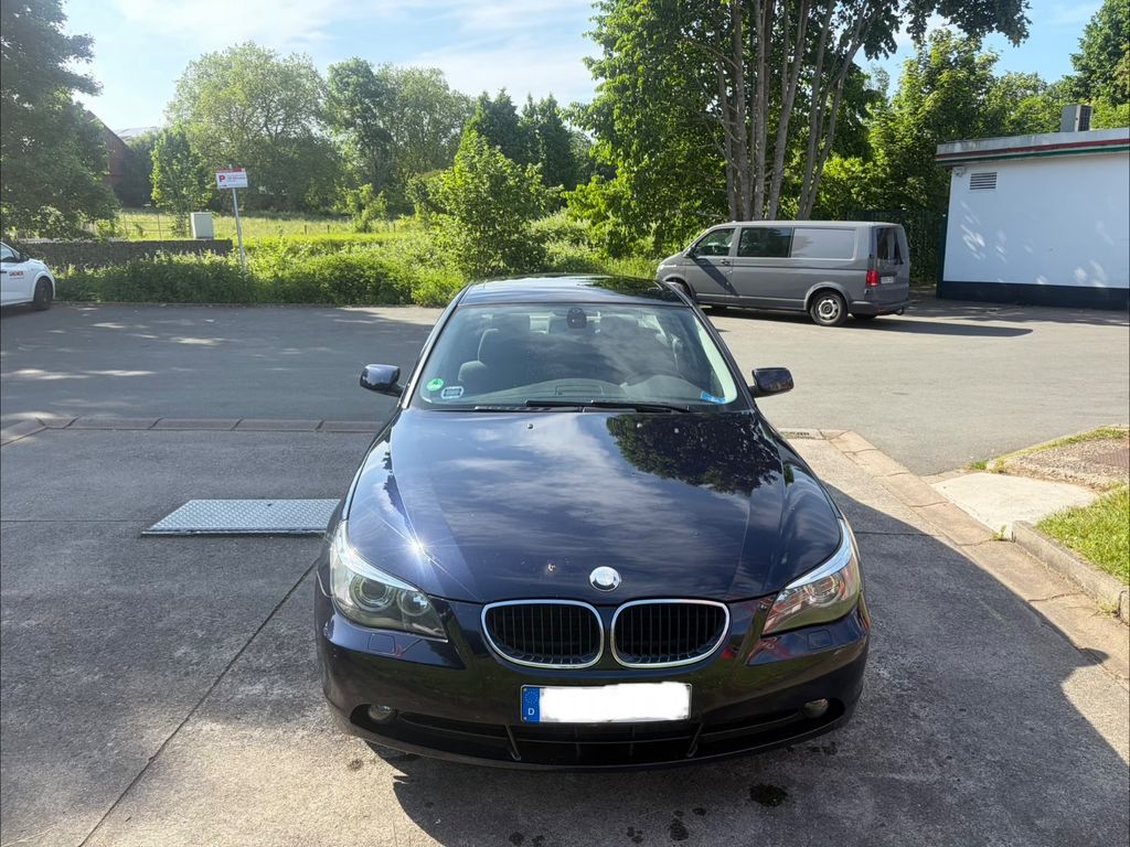 Bild des Angebotes BMW 520i -TÜV 10/27, Schiebedach, Sommerreifen