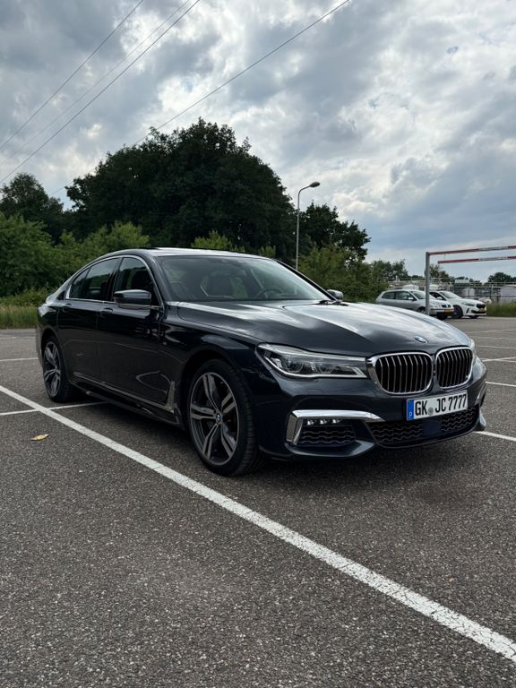 Bild des Angebotes BMW 750i xDrive -