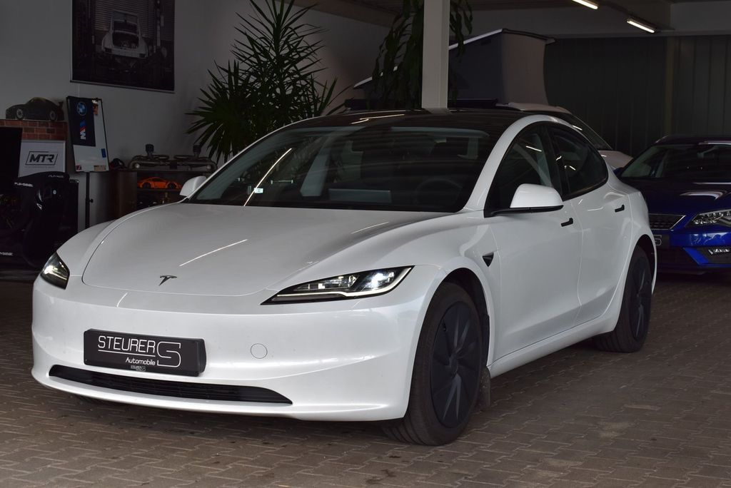 Bild des Angebotes Tesla Model 3 Highland Premium Standard