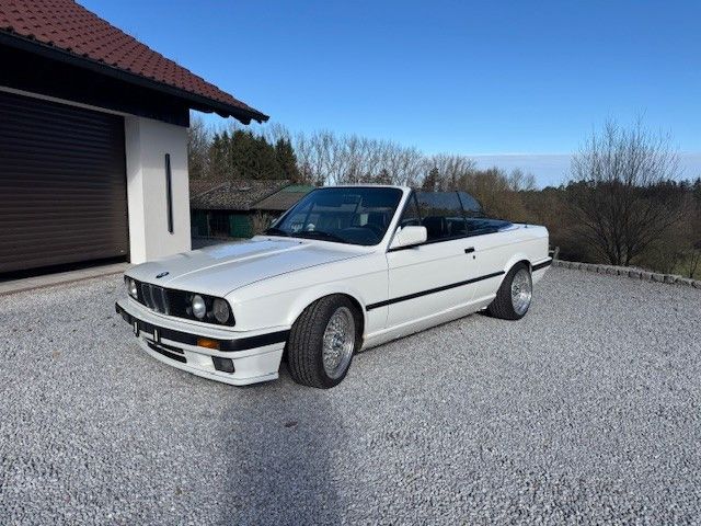 BMW E30 325i
