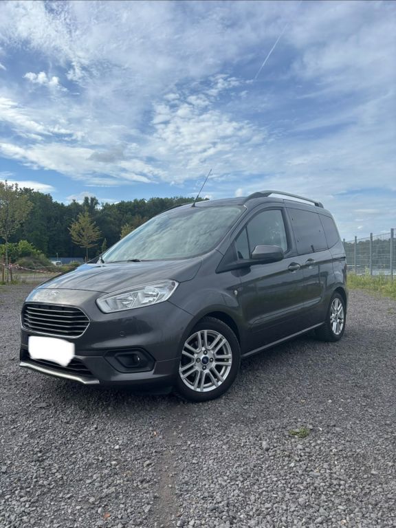Bild des Angebotes Ford Tourneo Courier 1.5 TDCi 74kW Titanium Titanium