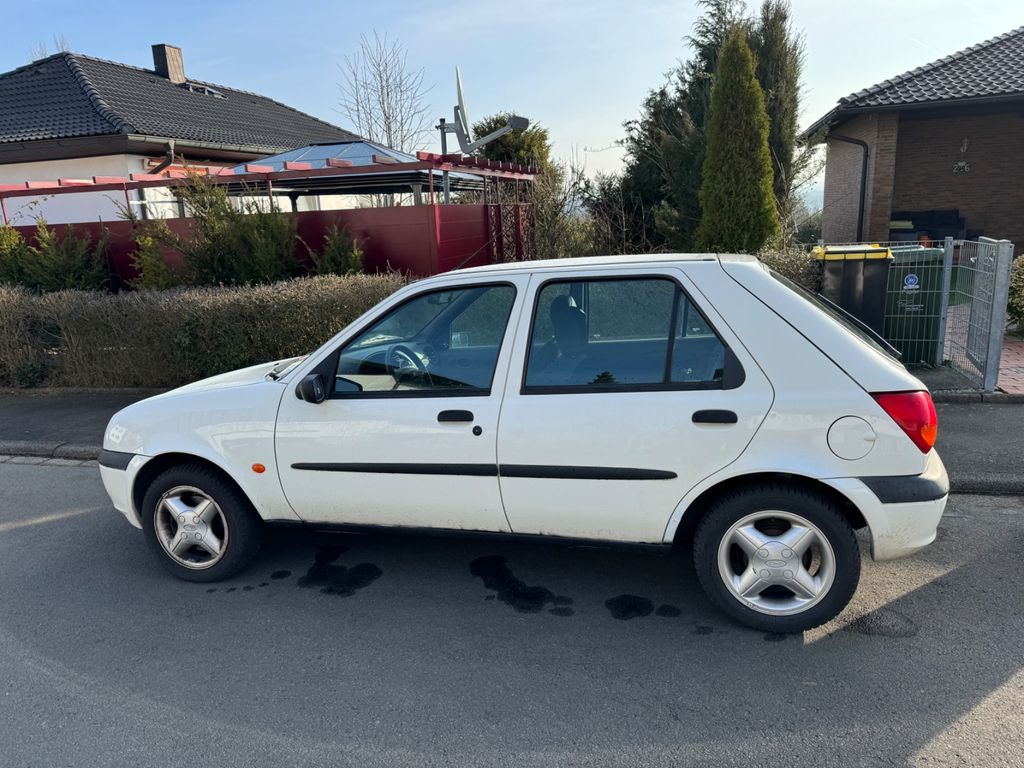 Bild des Angebotes Ford Fiesta 1,3 44kW Futura Futura TÜV NEU