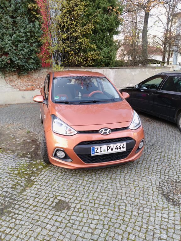 Bild des Angebotes Hyundai i10 1.2 FIFA World Cup Edition Gold FIFA Wor...