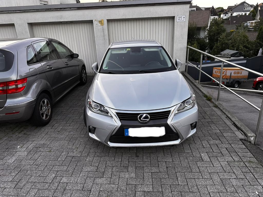 Lexus CT 200h