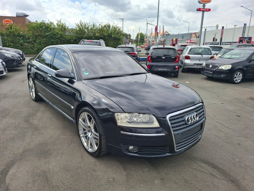 Audi S8
