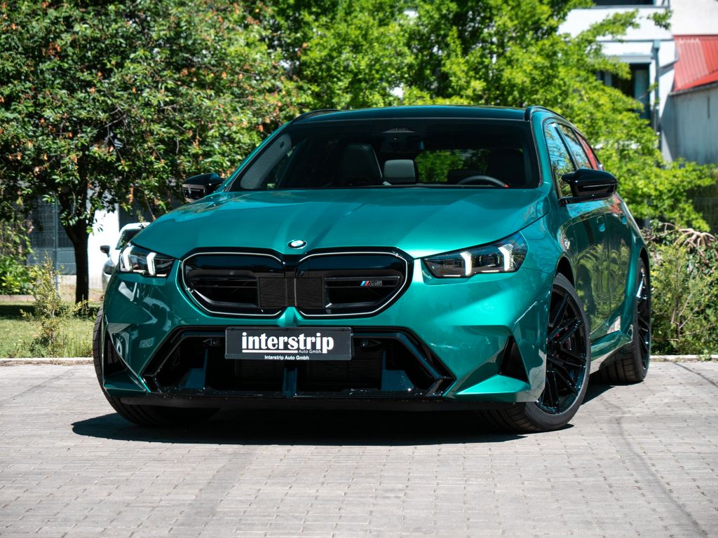 Bild des Angebotes BMW M5 Touring.DR.ASS.PLUS.PANO.360°.4ZONEN.B&W.AHK