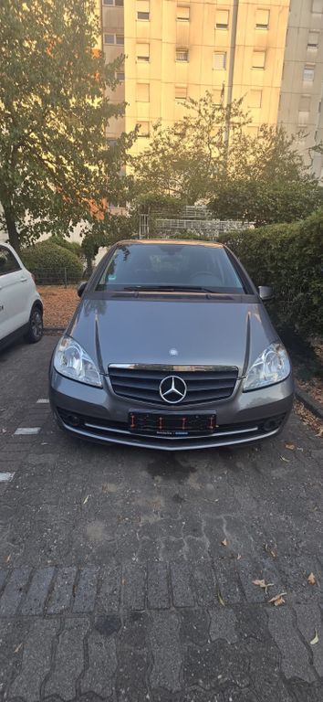 Bild des Angebotes Mercedes-Benz A 180 BlueEFFICIENCY -