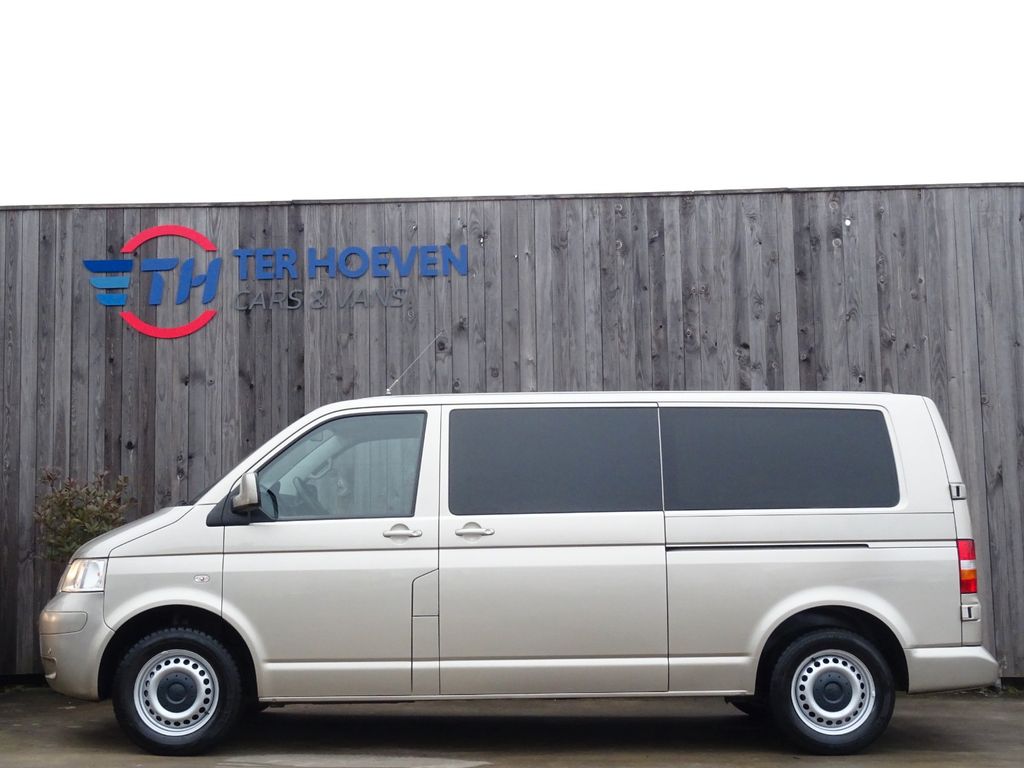 Bild des Angebotes Volkswagen T5 Transporter 2.5 TDi Lang Doka 5-Sitzer