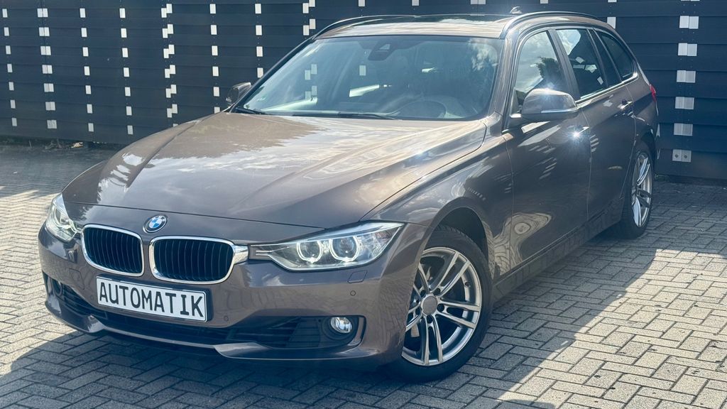 Bild des Angebotes BMW 320 3 Touring 320 i