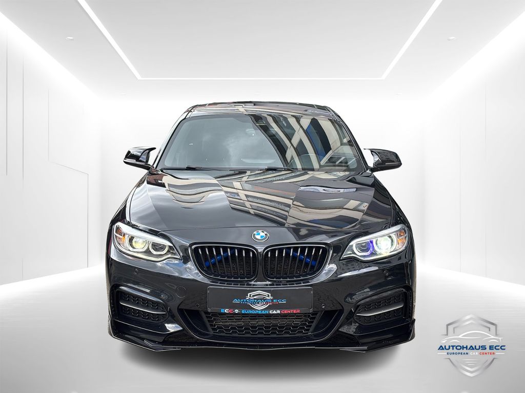 BMW M235i Coupe *LED*S-DACH*ALCANTARA*SPORTAGA