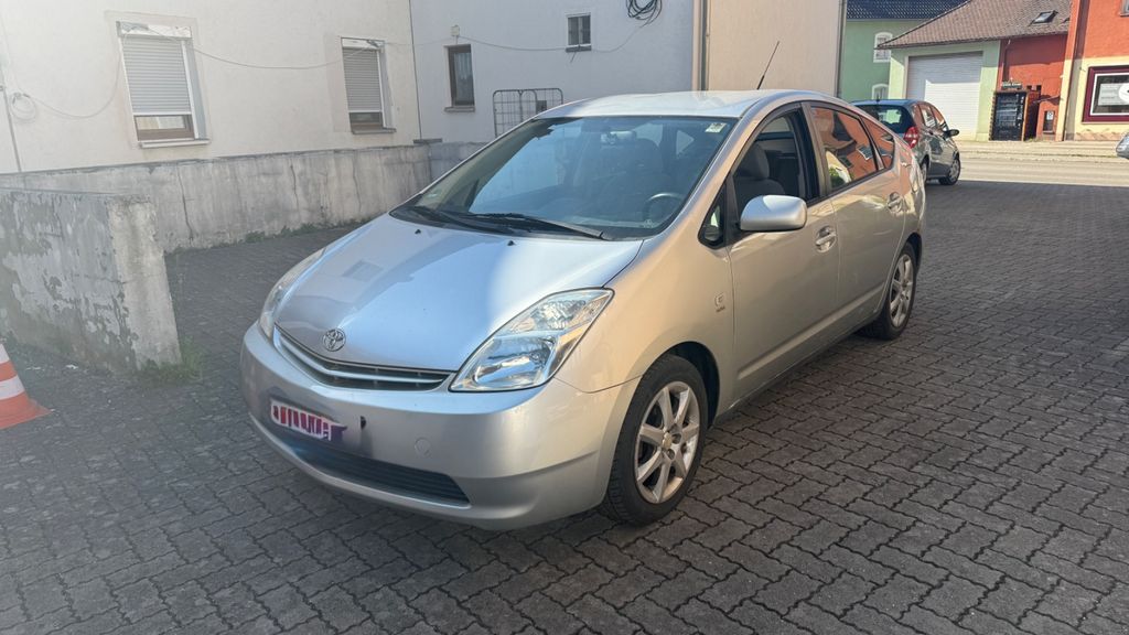 Bild des Angebotes Toyota Prius 1.5-l-VVT-i Sol Sol