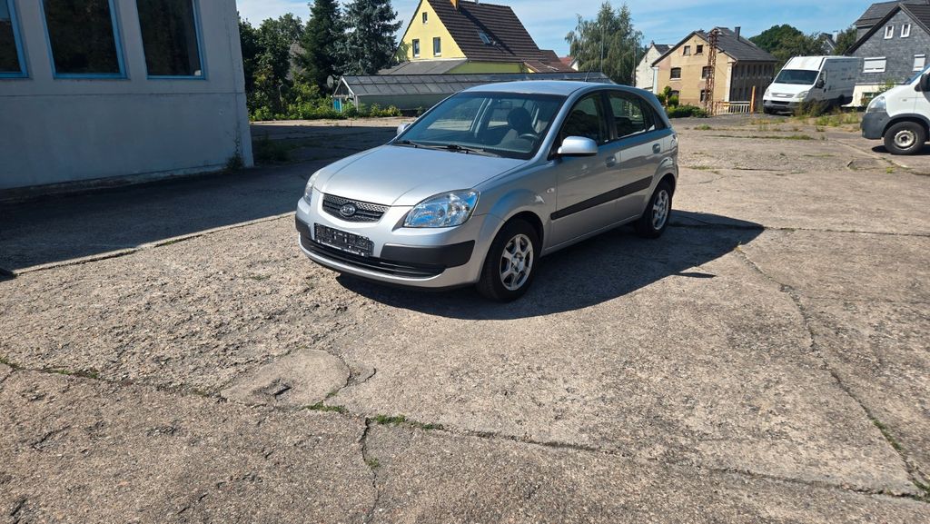 Bild des Angebotes Kia Rio 1.4 EX