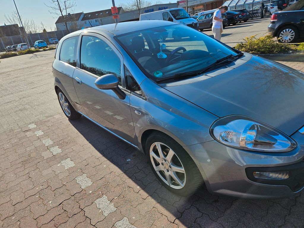 Bild des Angebotes Fiat Punto Evo 1.4 8V Dynamic