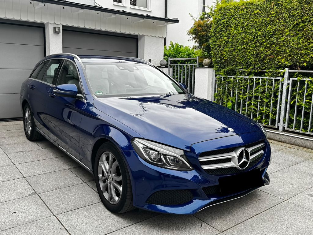 Bild des Angebotes Mercedes-Benz C 250 d T Autom. - Avantgarde Sportpaket