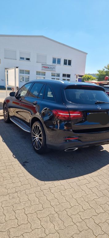 Bild des Angebotes Mercedes-Benz GLC 250 4MATIC Autom. AMG Line
