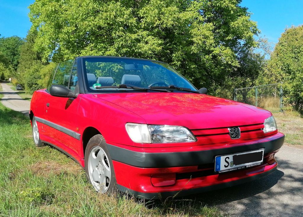 Bild des Angebotes Peugeot 306 1.8 Cabrio mit mech. Verdeck TÜV 6/28