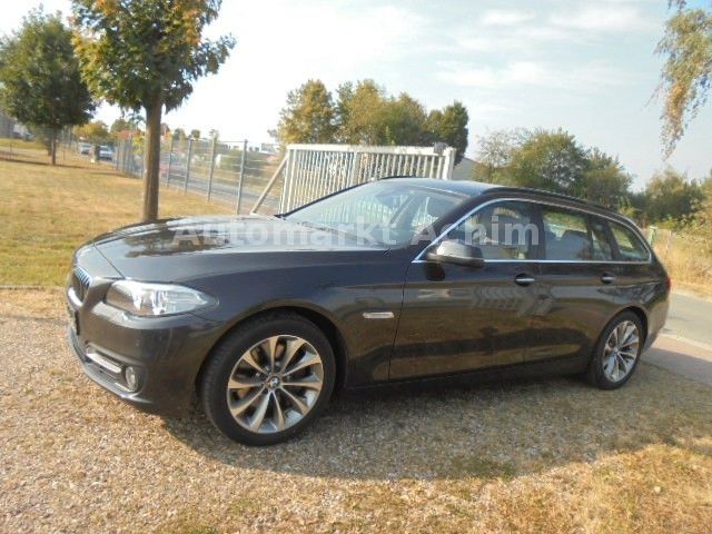 Bild des Angebotes BMW 525 d Touring Aut. KLIMAAUTOMATIK+LEDER+SHZ+NAVI
