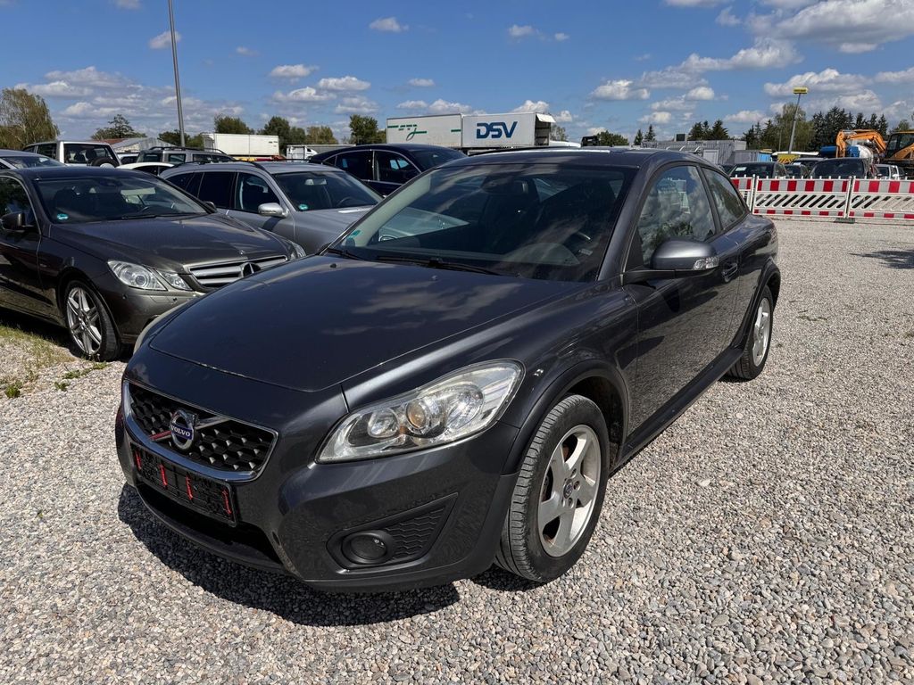 Bild des Angebotes Volvo *C30*1.6*Momentum*Klima*Schiebedach*TÜV*ALU*