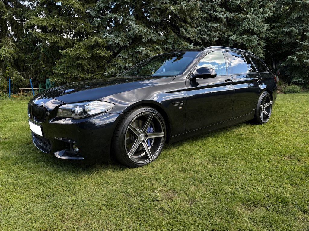 Bild des Angebotes BMW 528i Touring M Paket